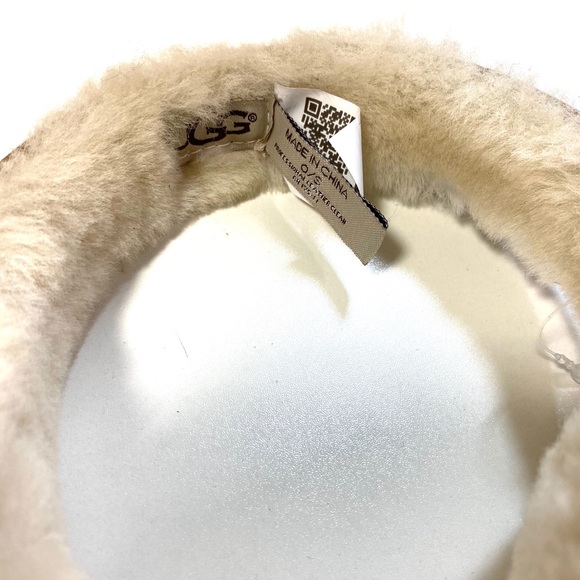 UGG Genuine Dyed Shearling Single U Earmuff main image 5